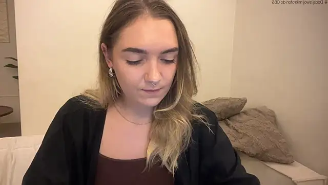 RoxyWet online show from June 4, 2026, 12:22 pm