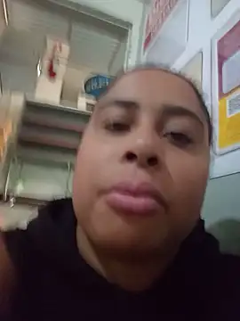 Snapshot of gatinha20257 chatting on June 3, 2026, 5:40 pm gatinha20257 online show from June 3, 2026, 5:40 pm