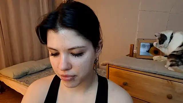 MiaTemptress online show from April 30, 2026, 2:23 pm