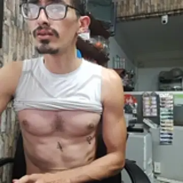 jhosuamoore online show from April 19, 2026, 9:17 pm