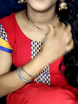 Hot lady234 online show from April 28, 2026, 5:45 am