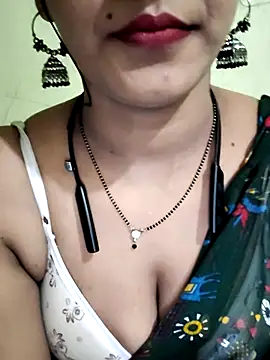 Hot lady234 online show from July 6, 2026, 6:10 pm
