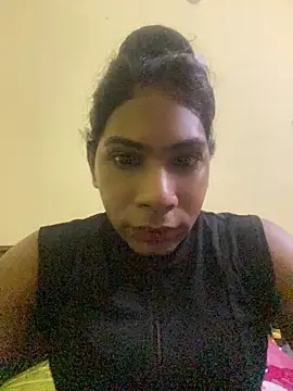 Snapshot of ysukanya_9 chatting on April 16, 2026, 10:05 am ysukanya 9 online show from April 16, 2026, 10:05 am