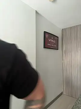 Axel Dominus online show from March 30, 2026, 7:04 pm