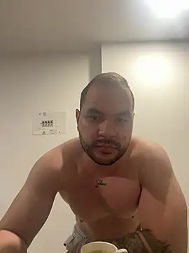 Axel Dominus online show from June 26, 2026, 10:08 am
