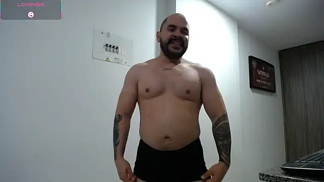 Axel Dominus online show from July 28, 2026, 7:04 am