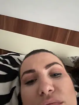 SweetCurvess online show from March 22, 2026, 3:37 pm