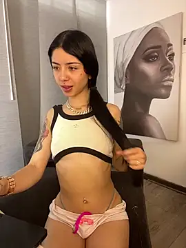 afrodita pinkk online show from March 24, 2026, 3:50 pm