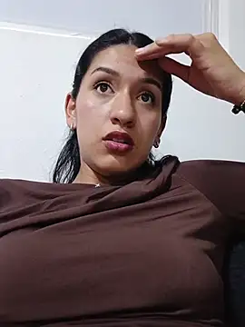 FiorellaLan online show from March 11, 2026, 7:20 pm