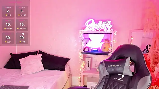 Julieth Caandy online show from March 27, 2026, 11:43 am