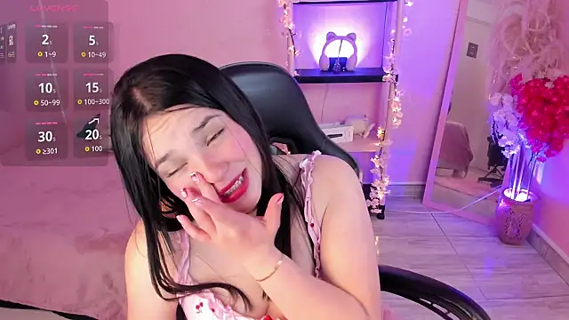 Julieth Caandy online show from April 27, 2026, 3:32 pm