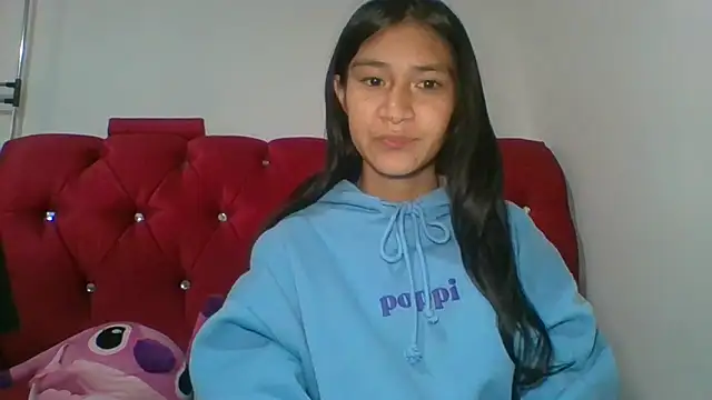 KarolaMendez online show from April 30, 2026, 8:57 pm