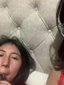 Lolabunnypop online show from May 22, 2026, 1:57 am