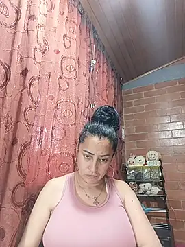 Snapshot of Alexandrina chatting on February 18, 2026, 10:50 pm Alexandrina online show from February 18, 2026, 10:50 pm