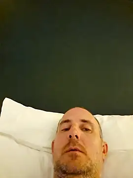 dufatcock online show from April 9, 2026, 8:14 pm