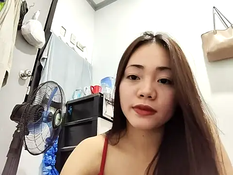 Stacyr online show from March 19, 2026, 6:23 pm
