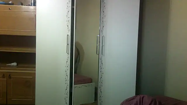 lexylux123 online show from April 27, 2026, 10:02 am