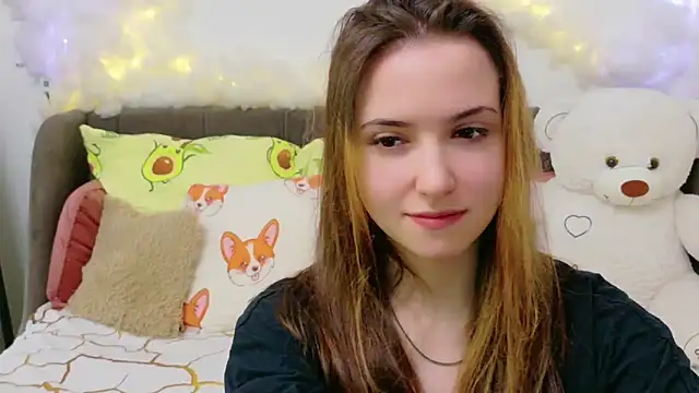 Snapshot of LeenMoonie chatting on April 4, 2026, 9:34 pm LeenMoonie online show from April 4, 2026, 9:34 pm