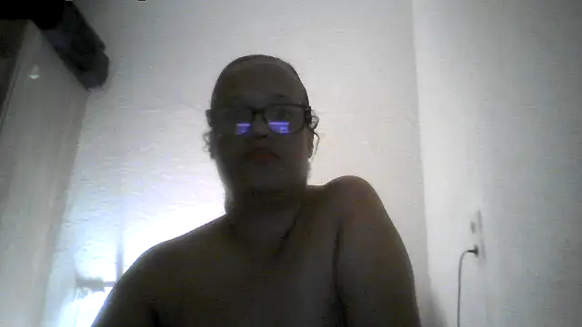 Snapshot of caballota77 chatting on May 27, 2026, 10:40 pm caballota77 online show from May 27, 2026, 10:40 pm