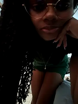 marialuiza2027 online show from July 14, 2026, 10:54 am