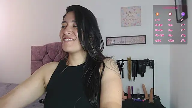 Snapshot of violeta_scott chatting on June 20, 2026, 2:20 pm violeta scott online show from June 20, 2026, 2:20 pm