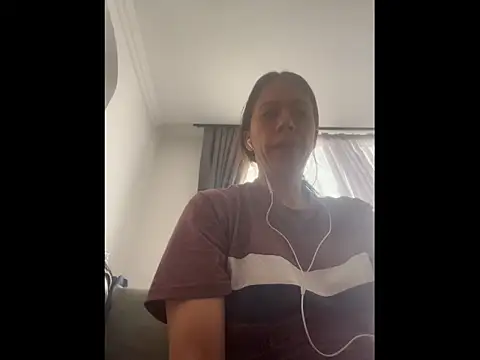 Snapshot of ItsAmara chatting on June 15, 2026, 5:37 pm ItsAmara online show from June 15, 2026, 5:37 pm