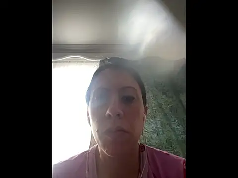 Snapshot of ItsAmara chatting on June 20, 2026, 7:27 pm ItsAmara online show from June 20, 2026, 7:27 pm