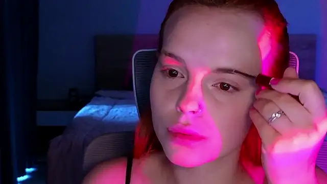 mollybossy online show from March 27, 2026, 12:16 am