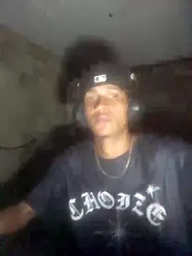 SOYFAKER online show from May 22, 2026, 6:09 am