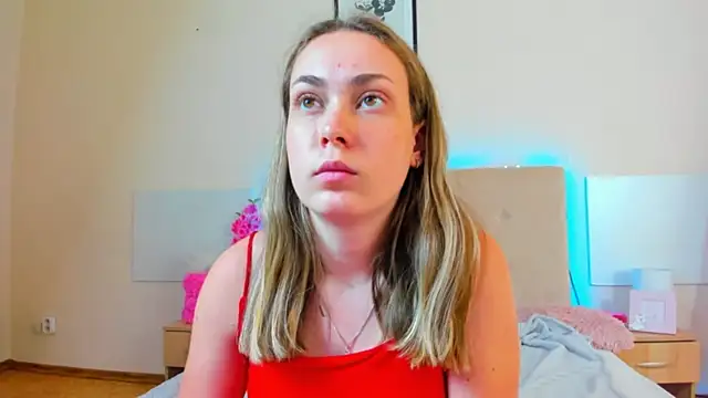 Snapshot of MelanieCuty chatting on June 26, 2026, 5:39 pm MelanieCuty online show from June 26, 2026, 5:39 pm