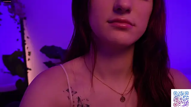 SweeetMila online show from April 12, 2026, 4:56 pm