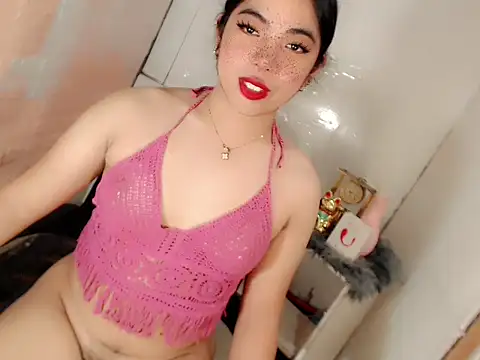 Snapshot of xLinda_Walkerx chatting on May 12, 2026, 3:47 am xLinda Walkerx online show from May 12, 2026, 3:47 am