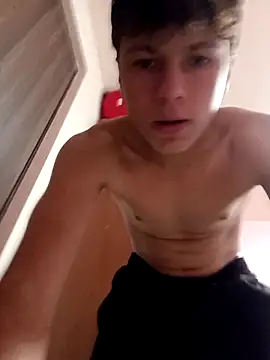 fercho steel twink online show from April 7, 2026, 10:09 pm