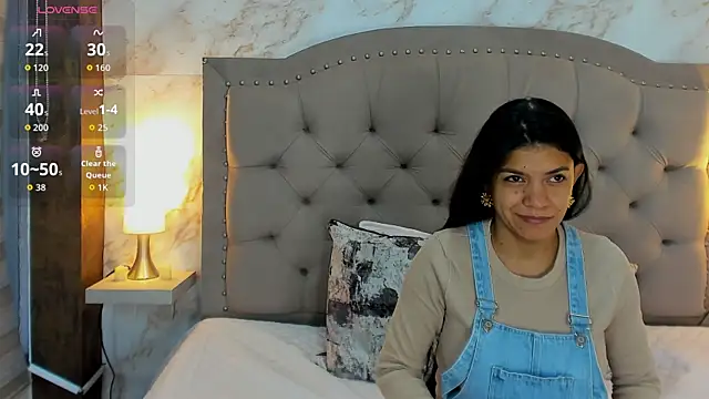 Snapshot of AishaCambell_ chatting on July 6, 2026, 11:29 am AishaCambell online show from July 6, 2026, 11:29 am