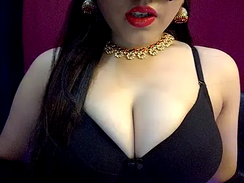 nadia doll69 online show from July 16, 2026, 7:09 pm