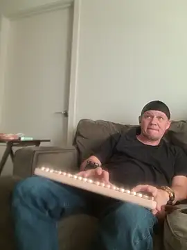 yourMasterisBored online show from May 20, 2026, 2:12 pm