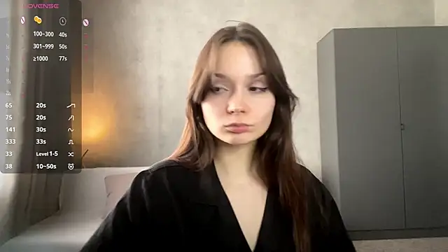 Snapshot of Rose_Nora chatting on April 9, 2026, 4:23 am Rose Nora online show from April 9, 2026, 4:23 am