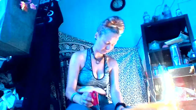 Ambionce online show from June 14, 2026, 1:25 am