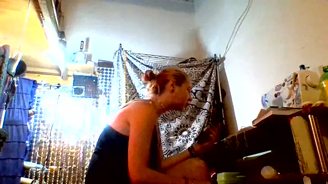 Ambionce online show from August 3, 2026, 9:29 pm