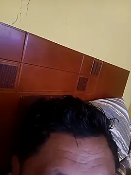 Andrius2026 online show from April 20, 2026, 9:38 pm