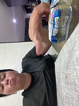 pamela hornny Rosi online show from April 1, 2026, 1:28 am