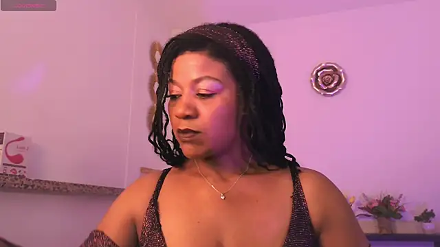 Snapshot of KeisySmith chatting on July 4, 2026, 8:37 pm KeisySmith online show from July 4, 2026, 8:37 pm