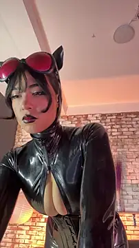 Snapshot of Liana_Fem_ chatting on April 5, 2026, 3:20 pm Liana Fem online show from April 5, 2026, 3:20 pm