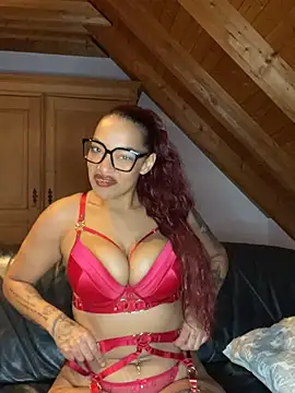 Kyra kush online show from March 20, 2026, 10:03 pm