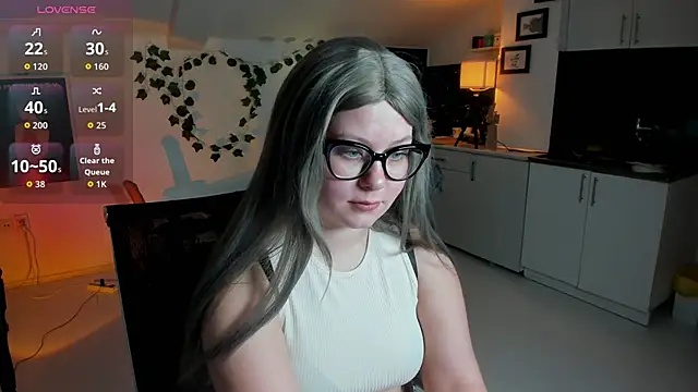 Snapshot of VexaVeylish chatting on March 24, 2026, 5:51 pm VexaVeylish online show from March 24, 2026, 5:51 pm