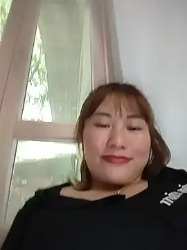 Lucxy-ki6 online show from June 22, 2026, 5:04 am
