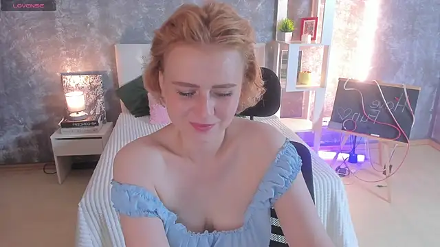 Snapshot of Shiny_Liss chatting on August 9, 2026, 1:40 am Shiny Liss online show from August 9, 2026, 1:40 am