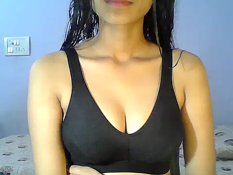 Snapshot of Hot_Deepansi02 chatting on July 24, 2026, 4:38 pm Hot Deepansi02 online show from July 24, 2026, 4:38 pm