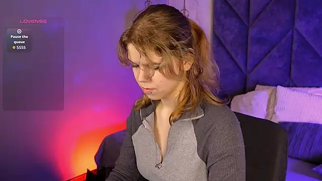 ElizabethVane online show from March 27, 2026, 5:46 am