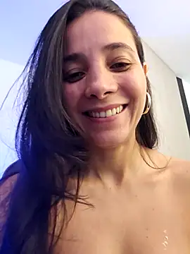miaeyex online show from April 18, 2026, 12:09 pm
